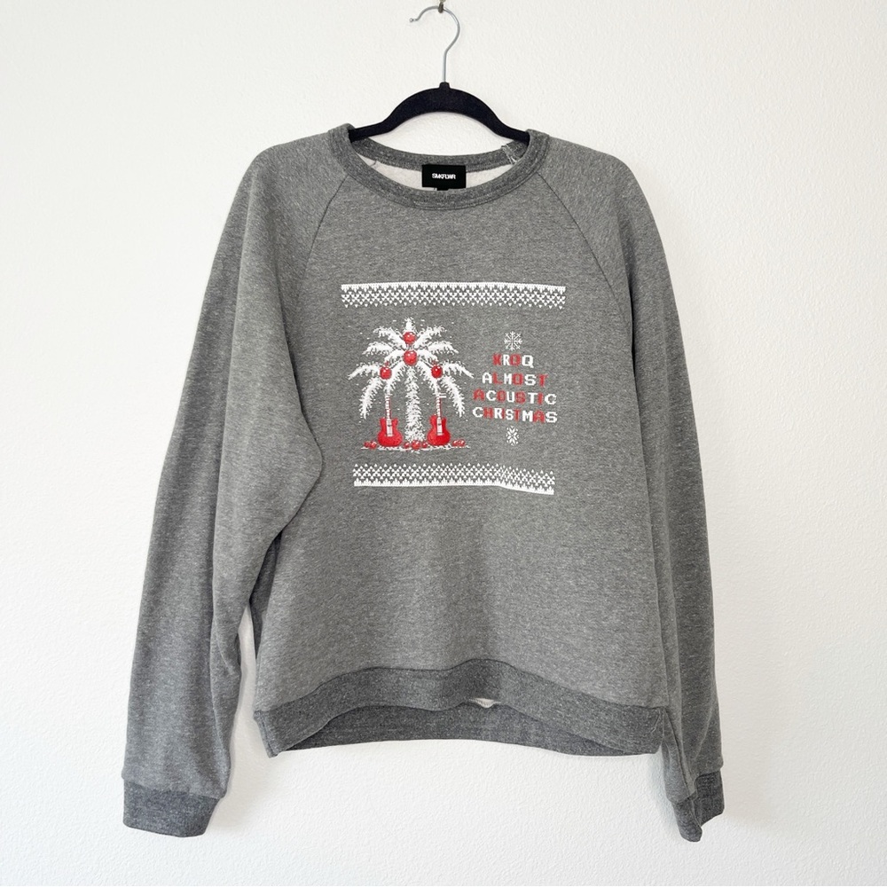 SMKFLWR KROQ Almost Acoustic Christmas Sweater Grey Sweatshirt Size Medium NEW